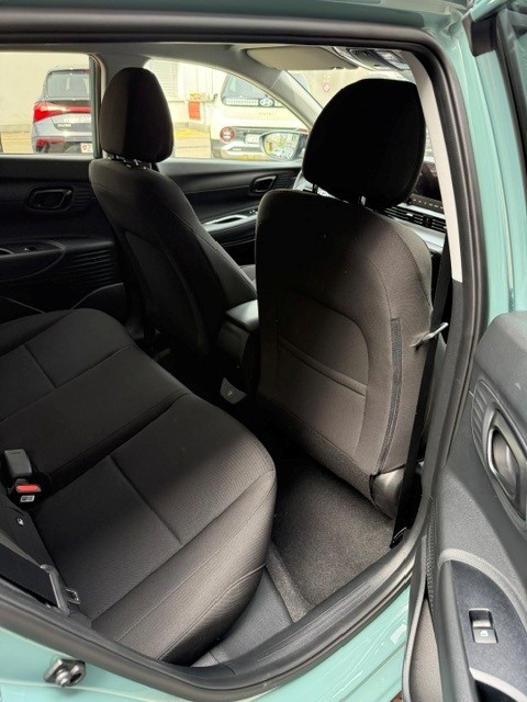 HYUNDAI i20 1.0 T-GDi Amplia-image-12