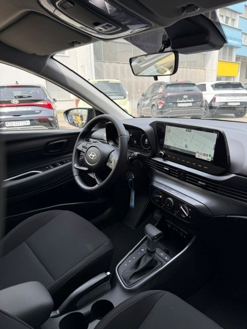 HYUNDAI i20 1.0 T-GDi Amplia-image-9