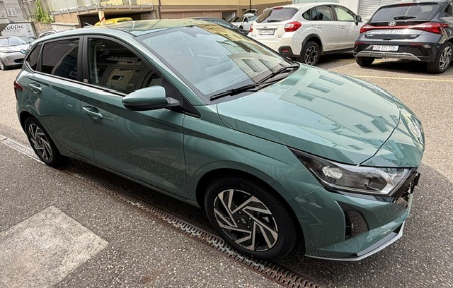 HYUNDAI i20 1.0 T-GDi Amplia-image-5