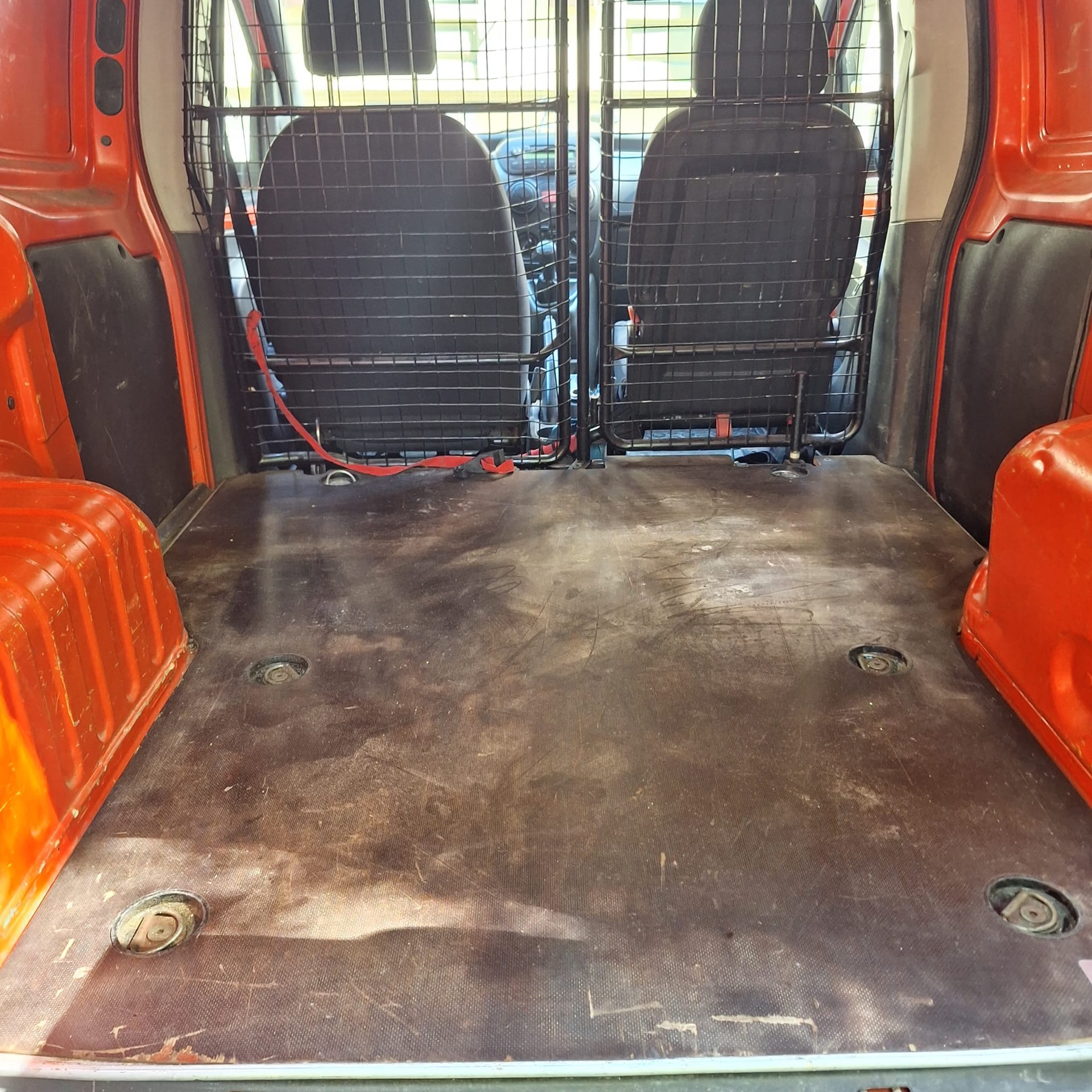 FIAT Fiorino 1.3 JTD-image-6