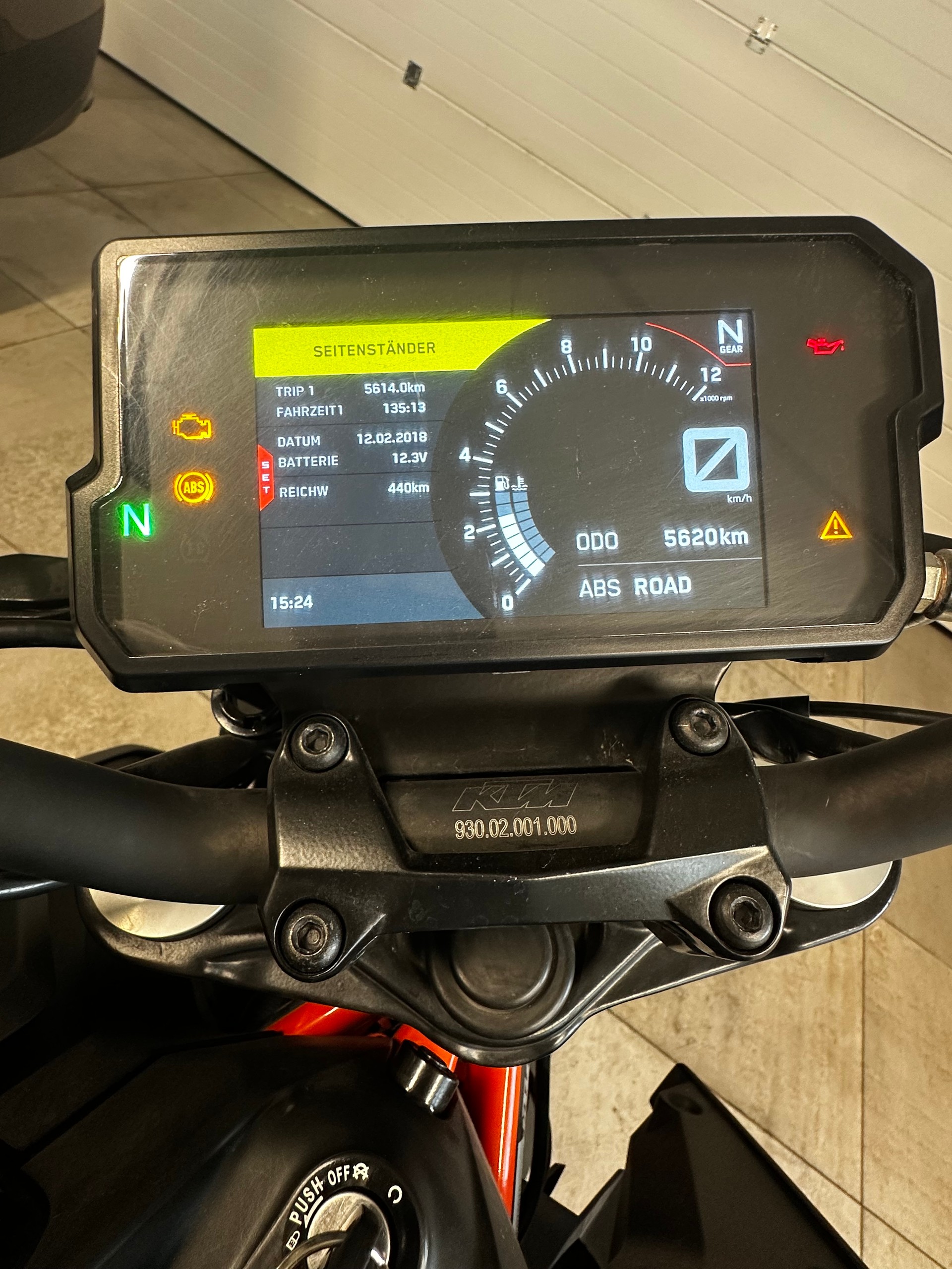 KTM 125 Duke-image-4