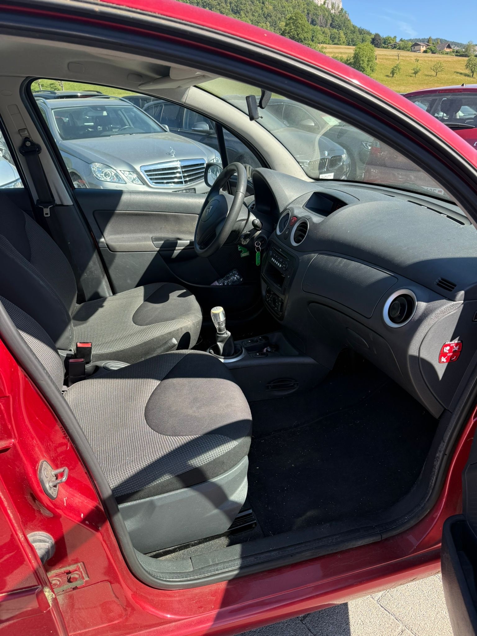 CITROEN C3 1.4i Exclusive-image-16