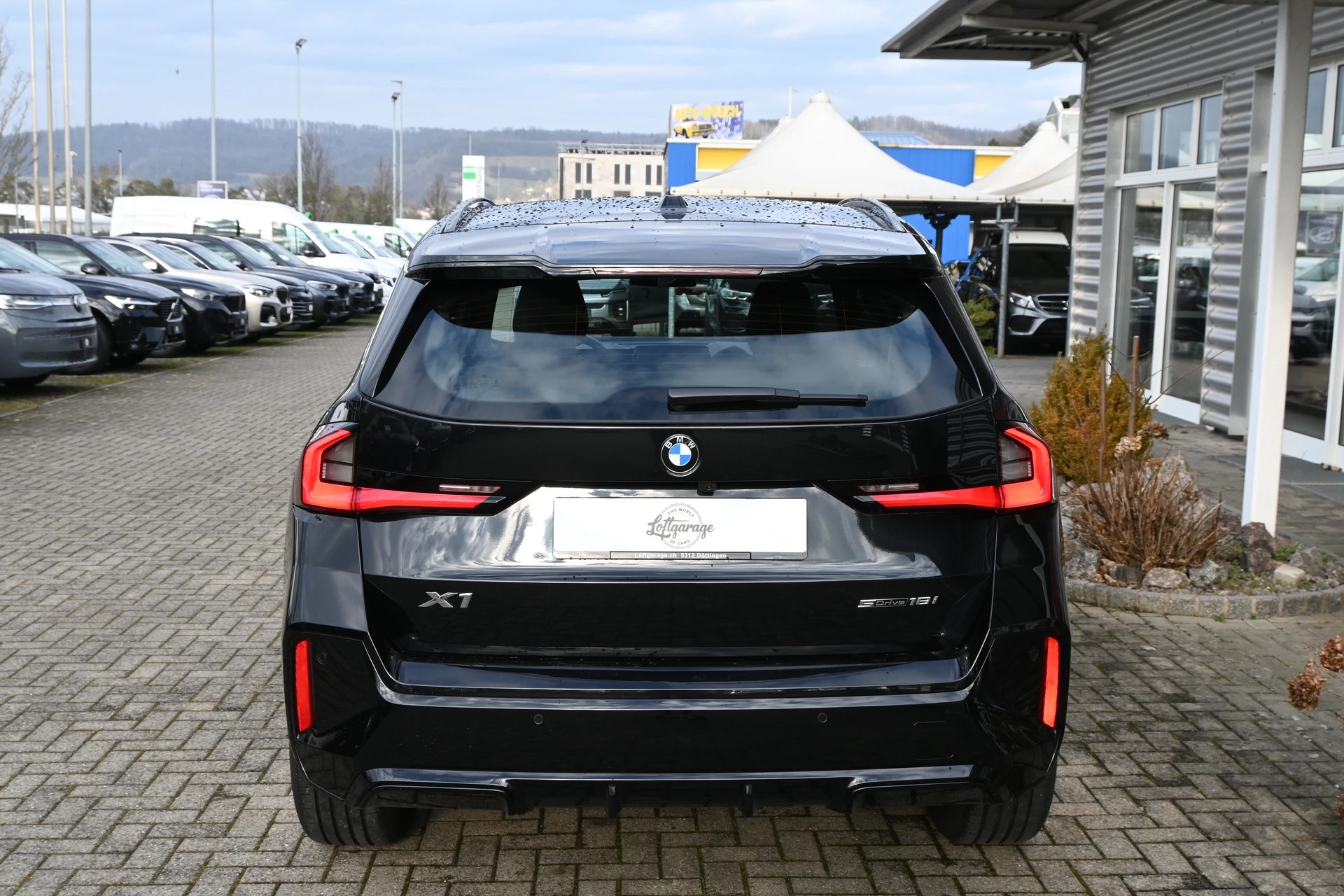 BMW X1 sDrive 18i M Sport Automat + Werksgarantie 05.2027-showroom-element-3