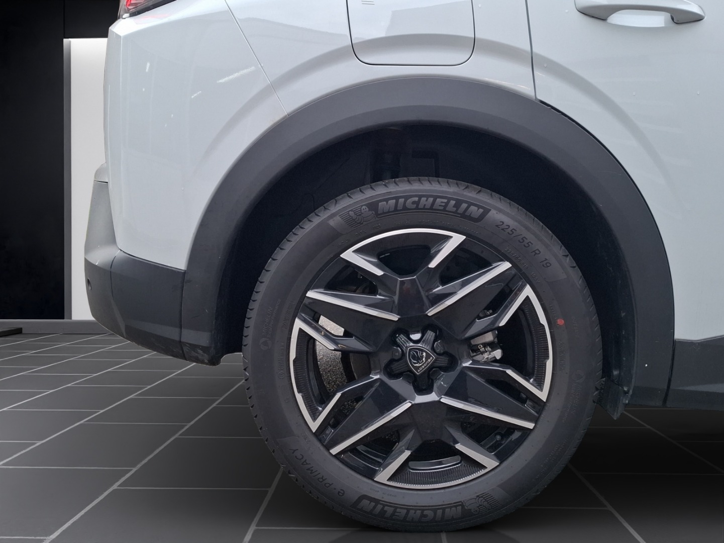 PEUGEOT 3008 145 e-DCS GT-image-9