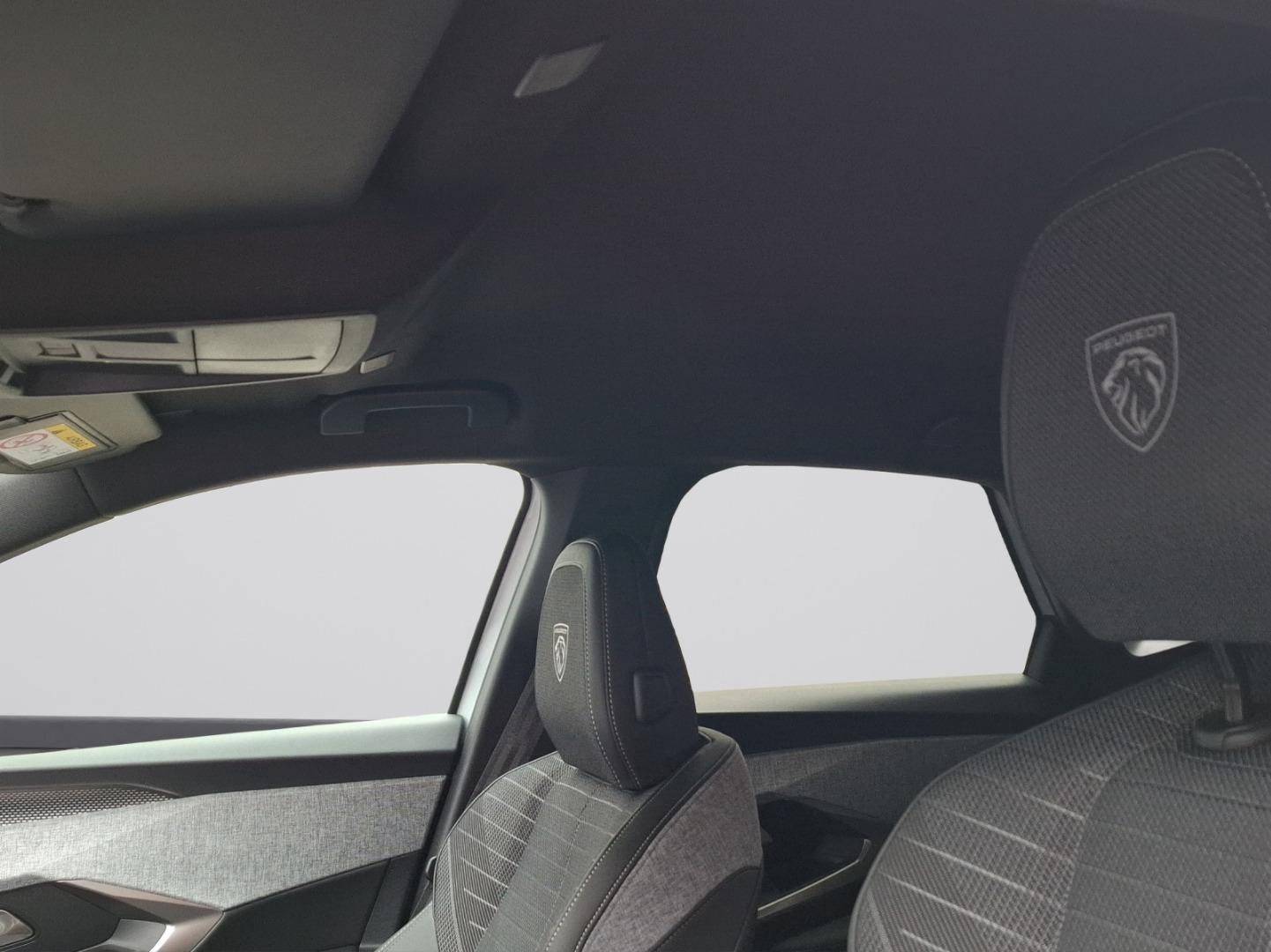 PEUGEOT 3008 145 e-DCS GT-image-13