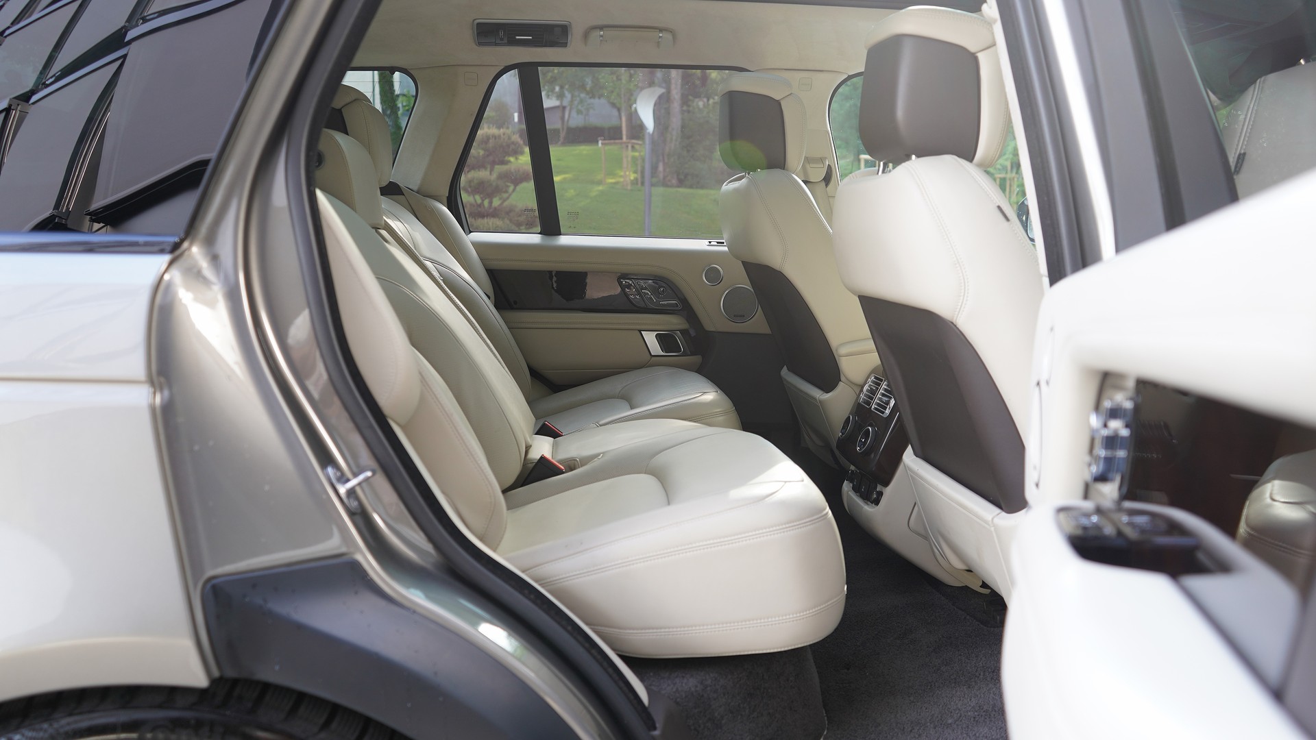 LAND ROVER Range Rover 5.0 V8 S/C Autobiography AB Automatic-image-11