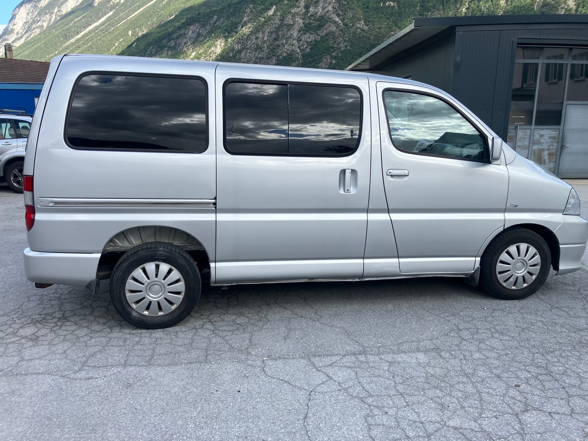TOYOTA D4D 2.5TD-image-3