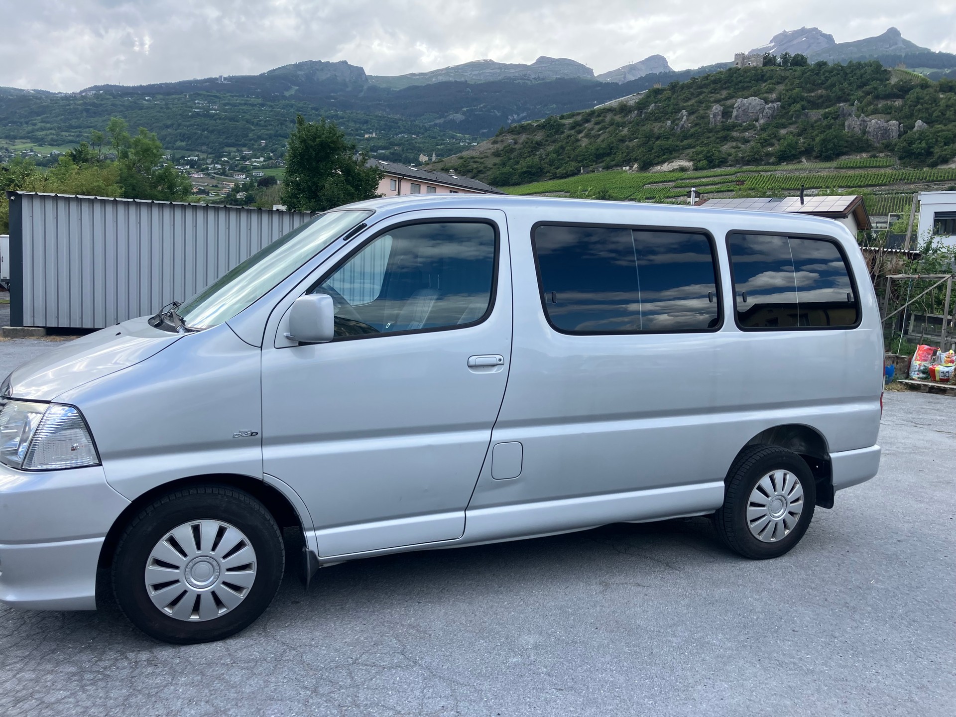 TOYOTA D4D 2.5TD-image-2