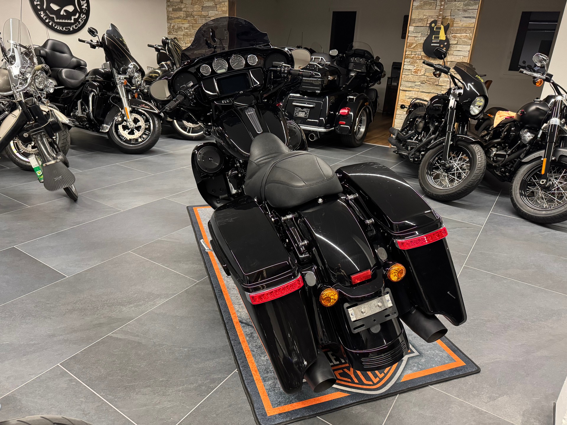 HARLEY-DAVIDSON FLHXS Street Glide Special 114-image-6