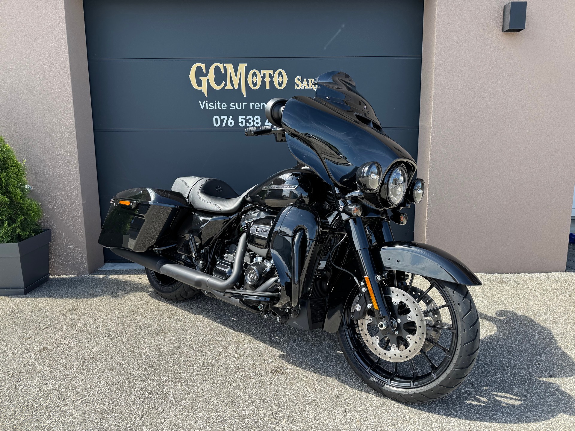 HARLEY-DAVIDSON FLHXS Street Glide Special 114-showroom-element-1