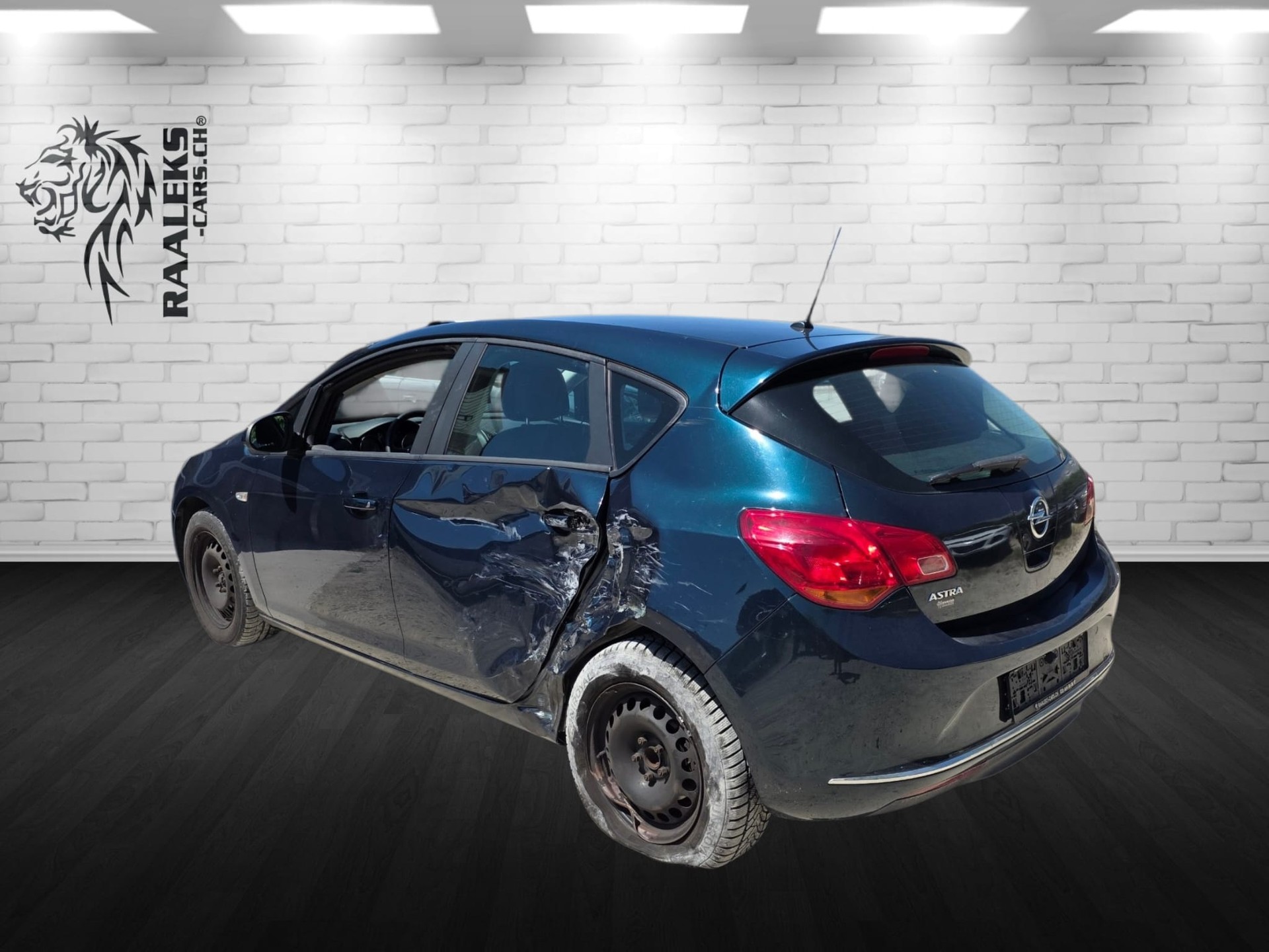 OPEL Astra 1.4i 16V Turbo Sport Automatic-showroom-element-3