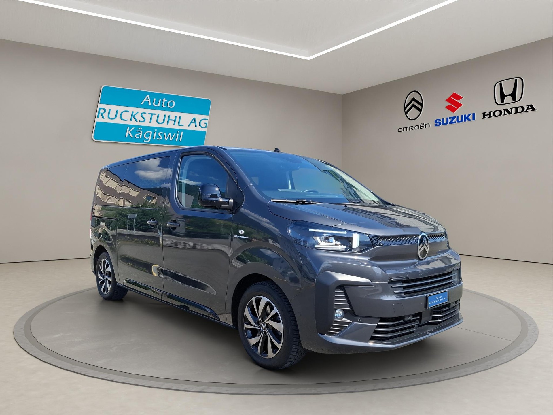 CITROEN Spacetourer M 2.0 BlueHDi 180 You S/S-image-1