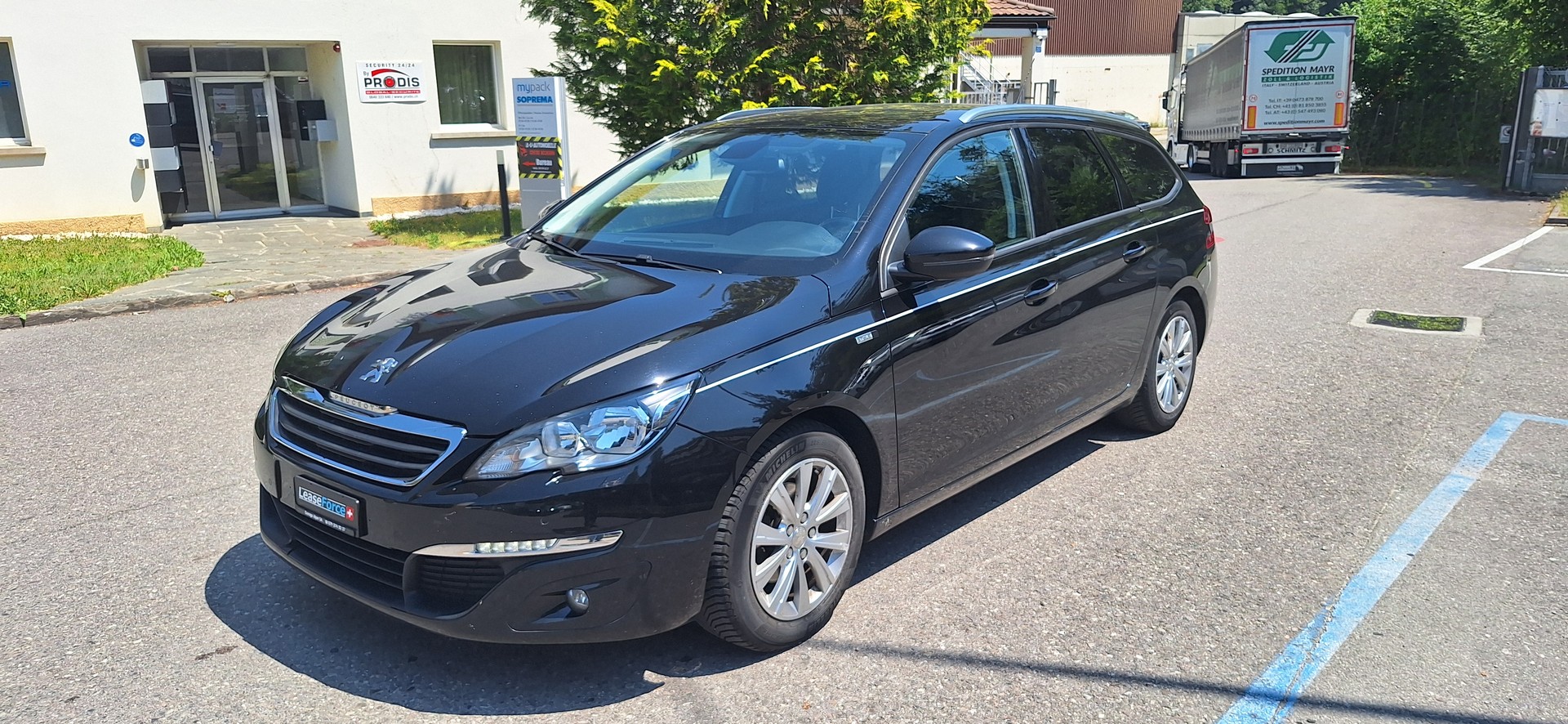 PEUGEOT 308 SW 1.2 THP Style Automatic