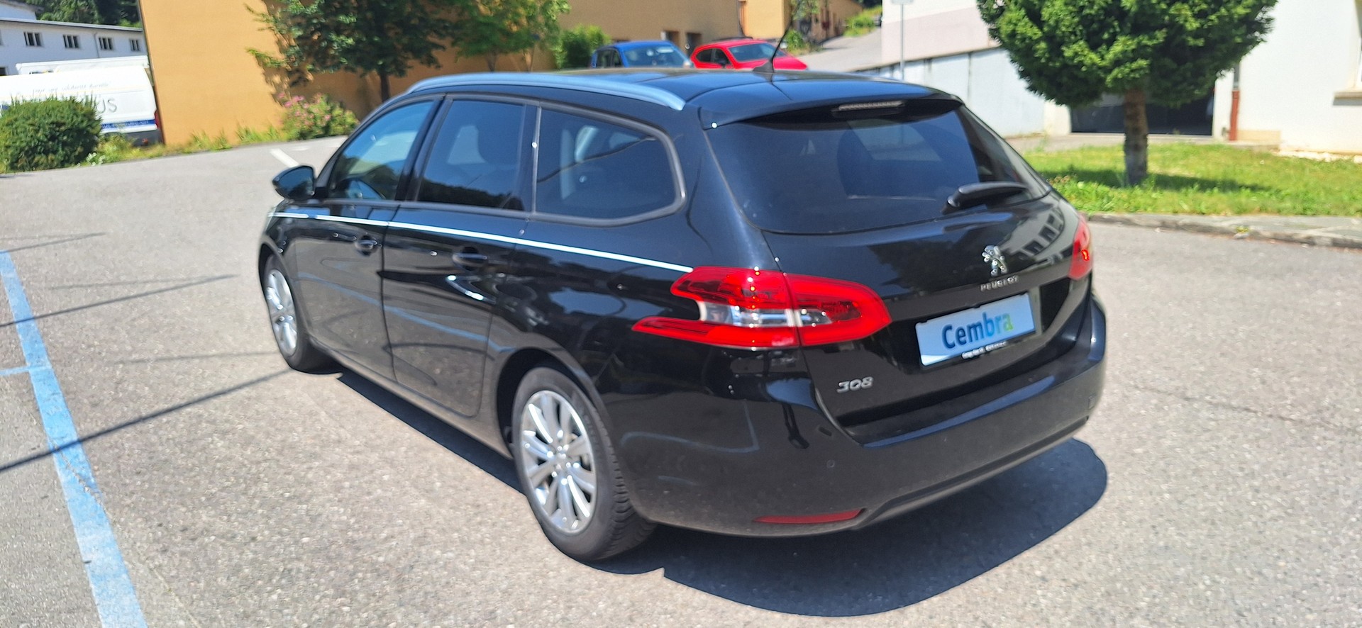 PEUGEOT 308 SW 1.2 THP Style Automatic-showroom-element-3