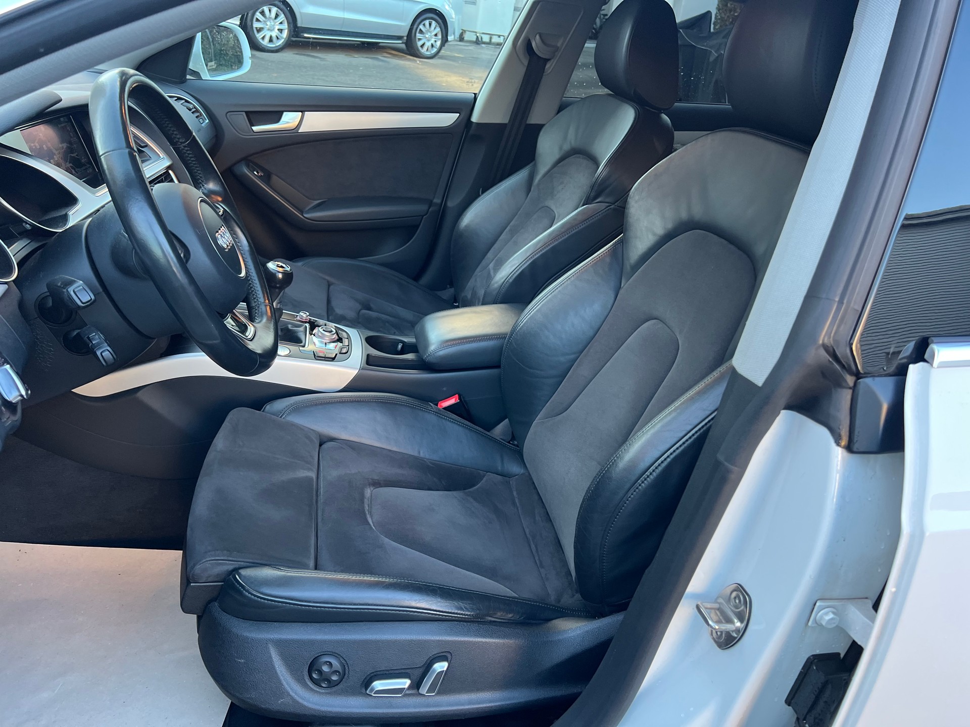 AUDI A5 Sportback 2.0 TDI-image-10