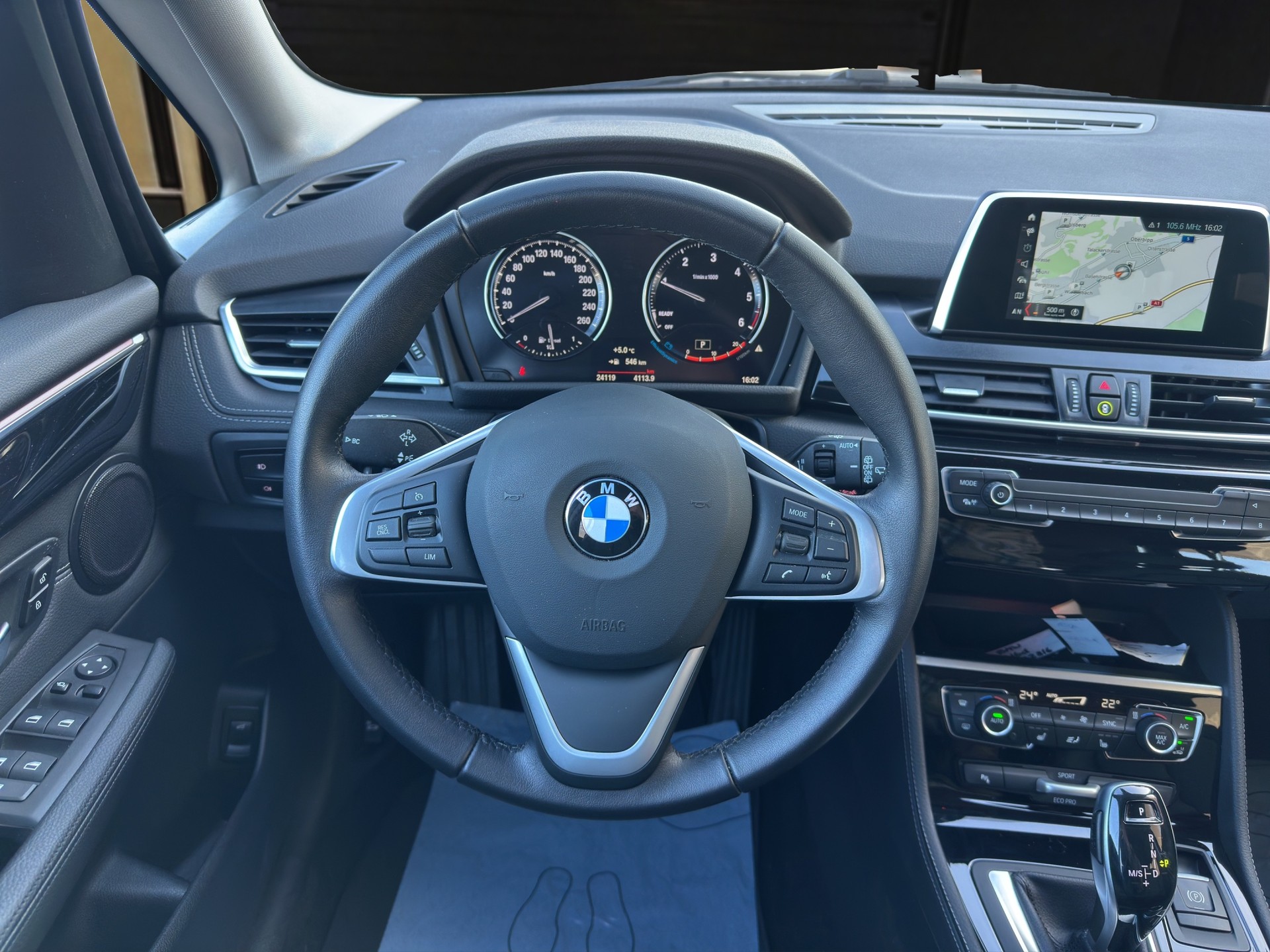 BMW 216d Gran Tourer DKG Luxury Line-image-11