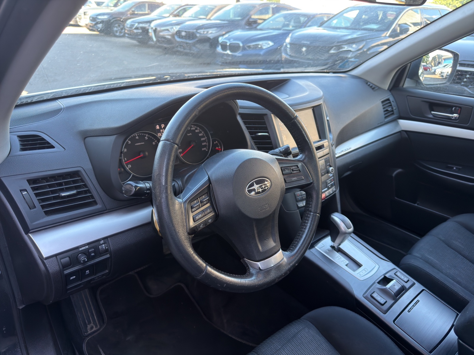 SUBARU Legacy 2.0i Advantage AWD Lineartronic-image-24