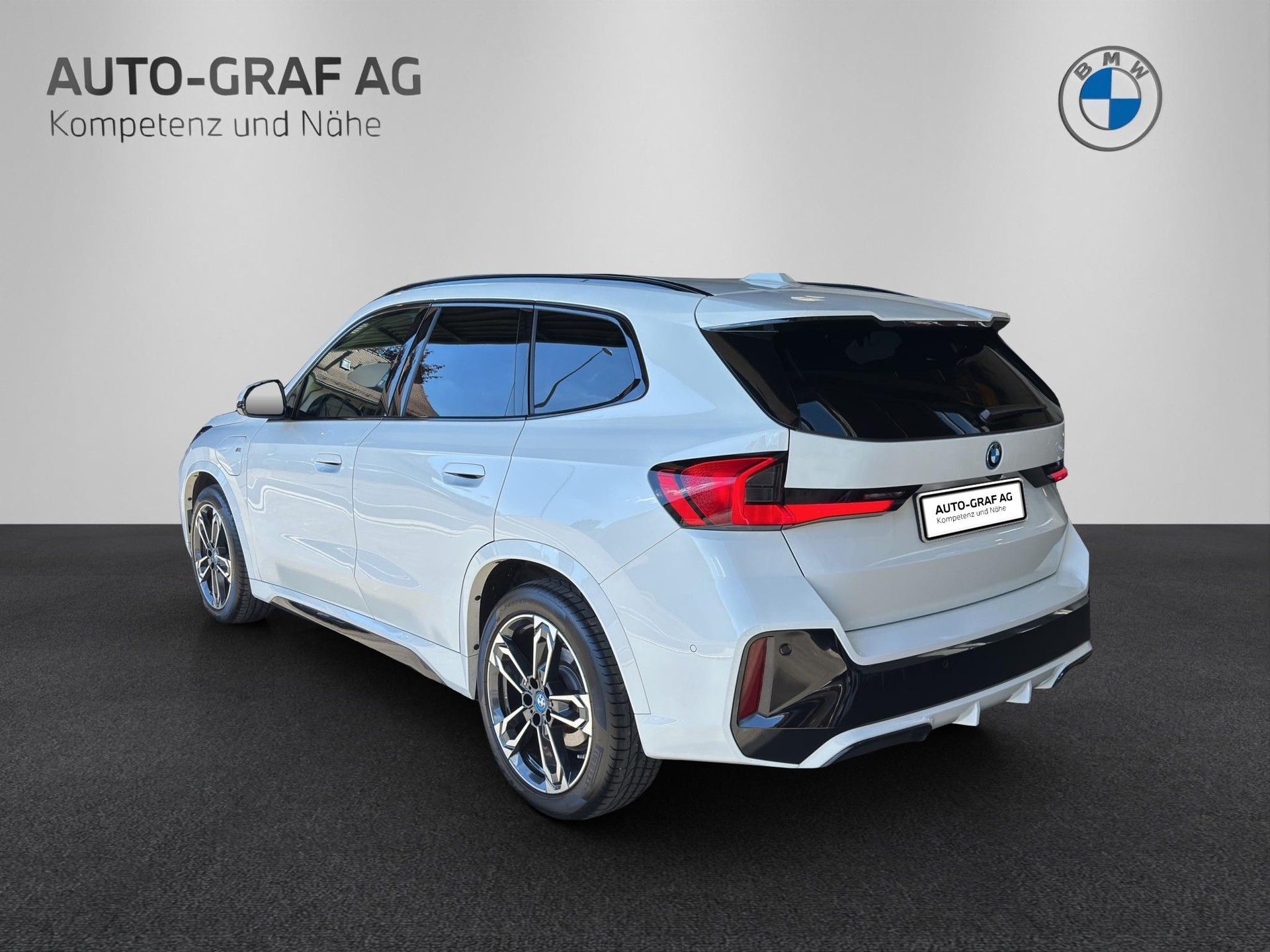 BMW X1 25e M Sport xDrive-showroom-element-2