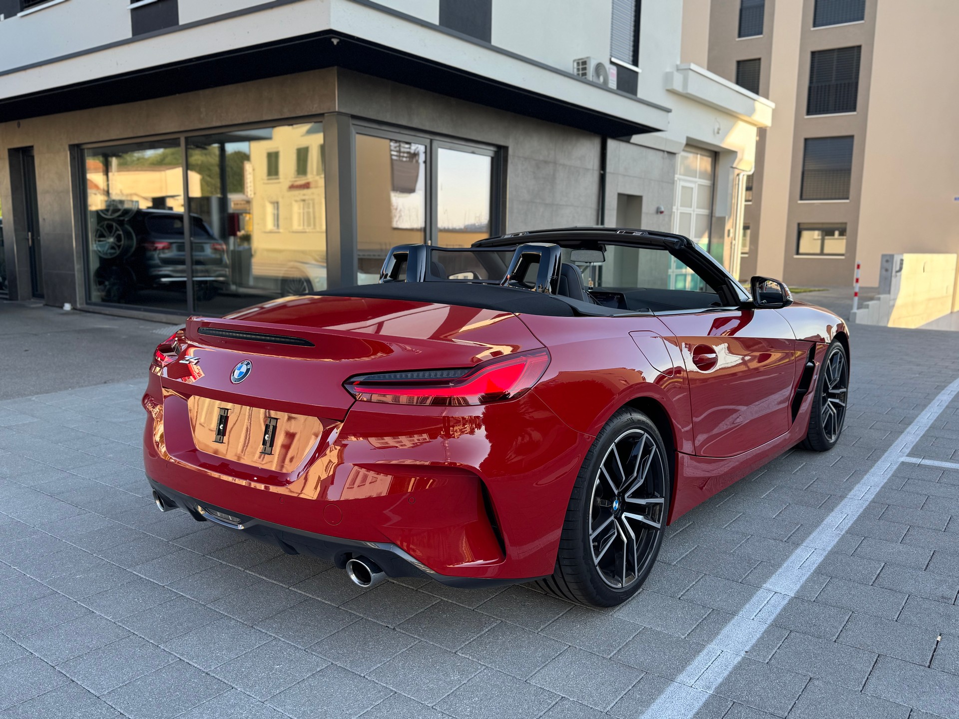 BMW Z4 sDrive 30i M Sport Steptronic *CH-Fahrzeug*-image-4