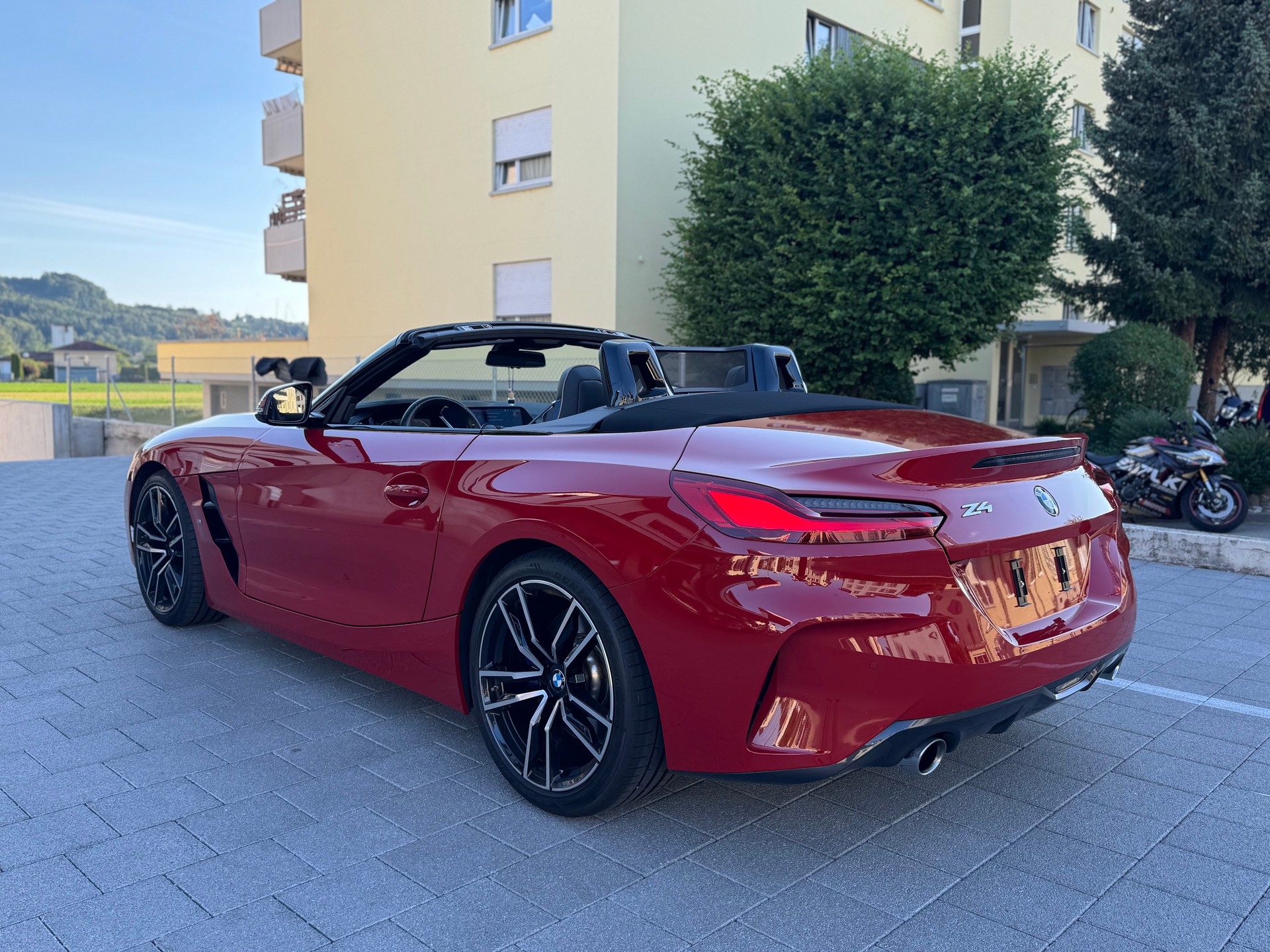 BMW Z4 sDrive 30i M Sport Steptronic *CH-Fahrzeug*-showroom-element-2