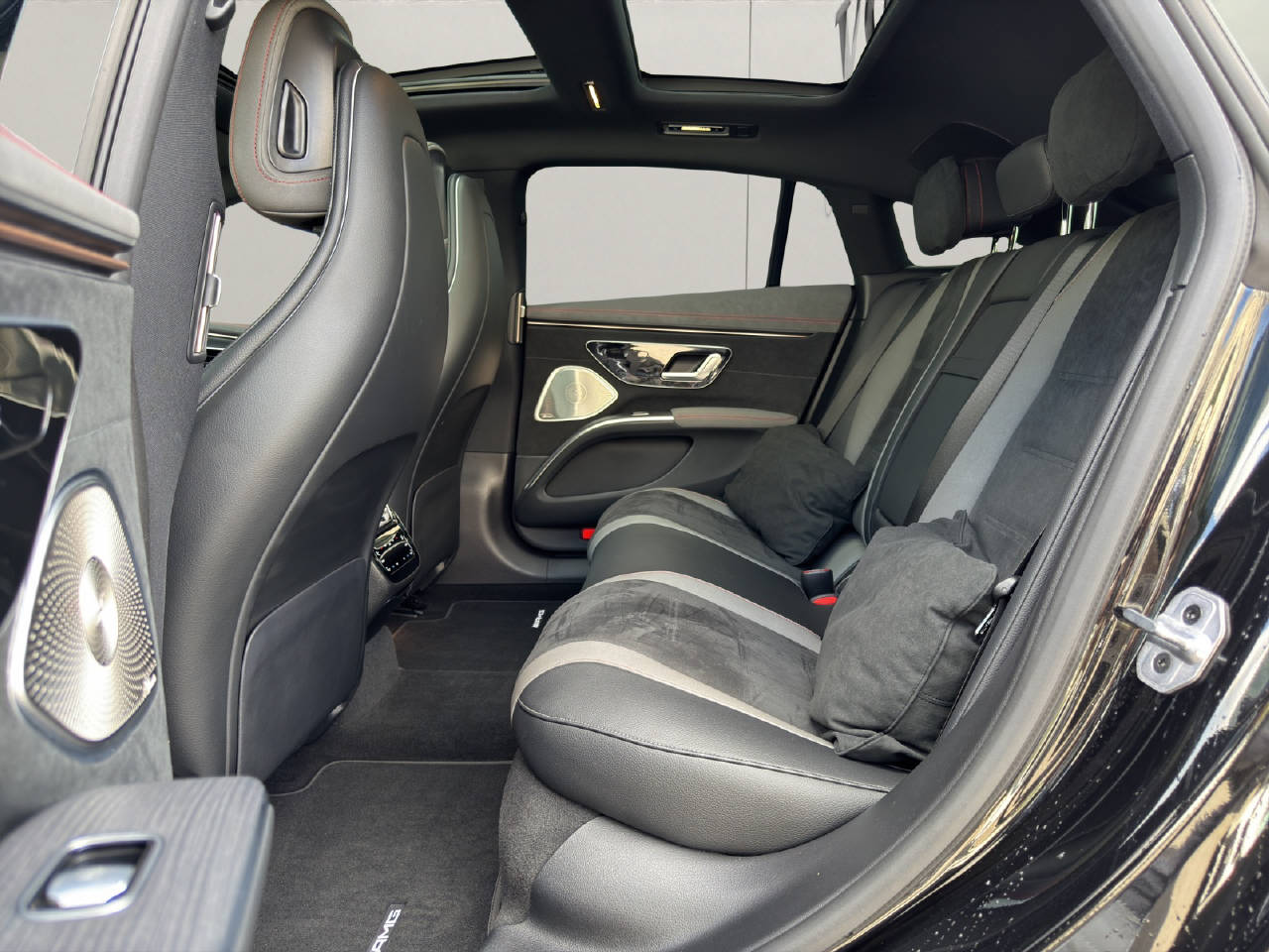 MERCEDES-BENZ EQS 450+ AMG Line-image-8