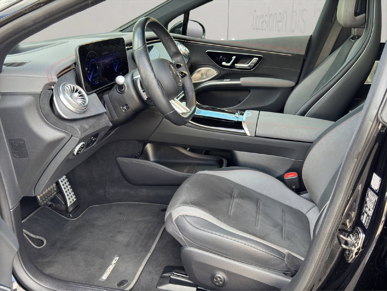MERCEDES-BENZ EQS 450+ AMG Line-showroom-element-3