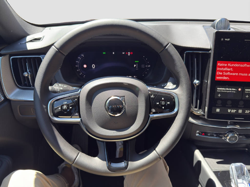 VOLVO XC60 2.0 T8 TE Ultra Dark eAWD-image-11