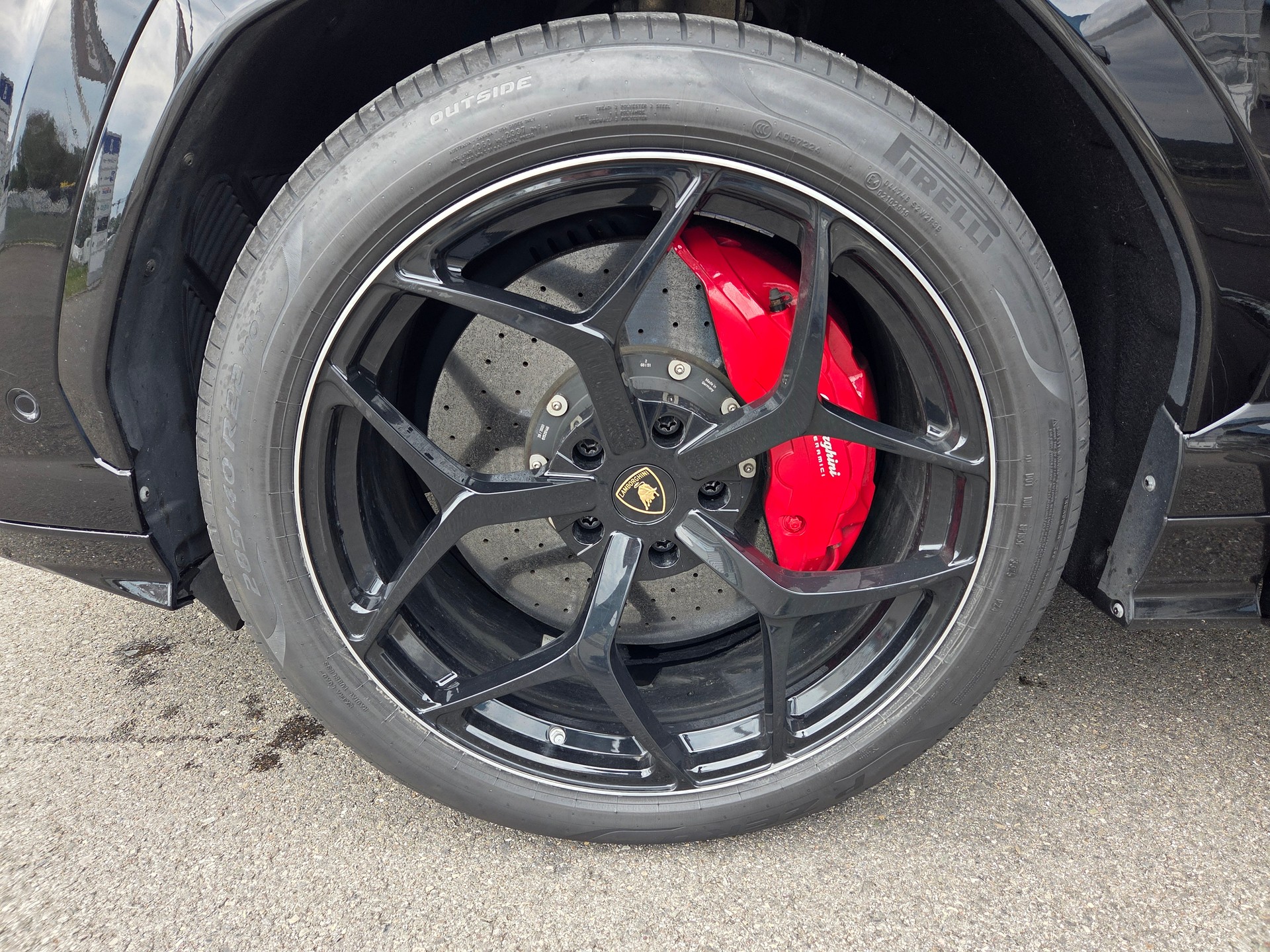 LAMBORGHINI Urus E-Gear-image-11