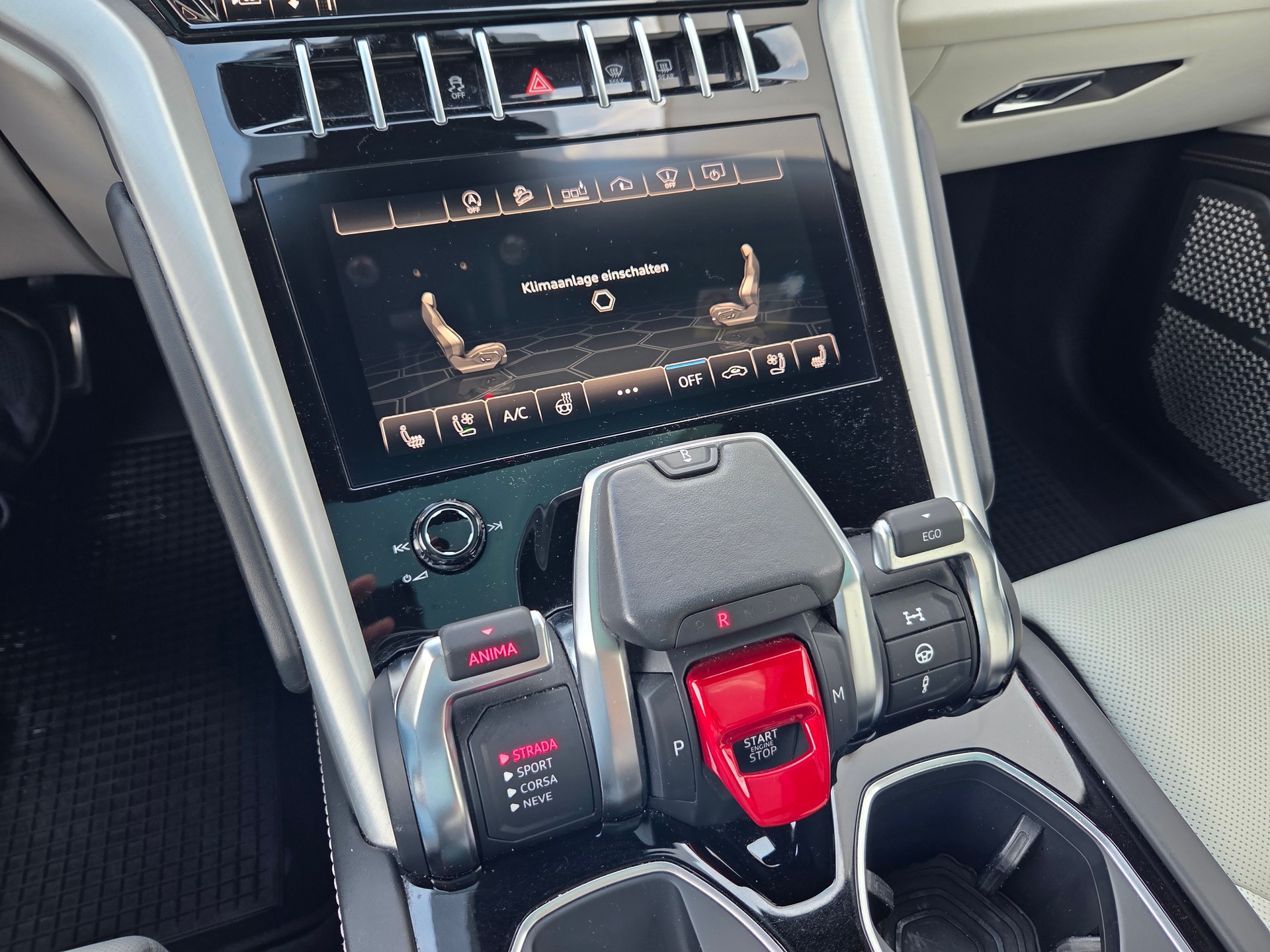 LAMBORGHINI Urus E-Gear-image-12