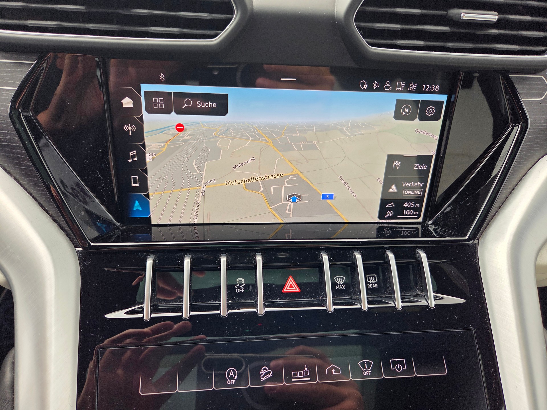 LAMBORGHINI Urus E-Gear-image-9