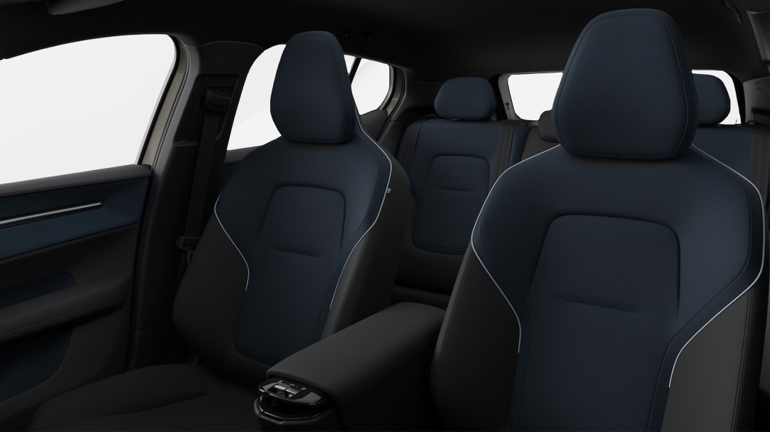 VOLVO EX30 P5 69 kWh Long Range Plus-image-6