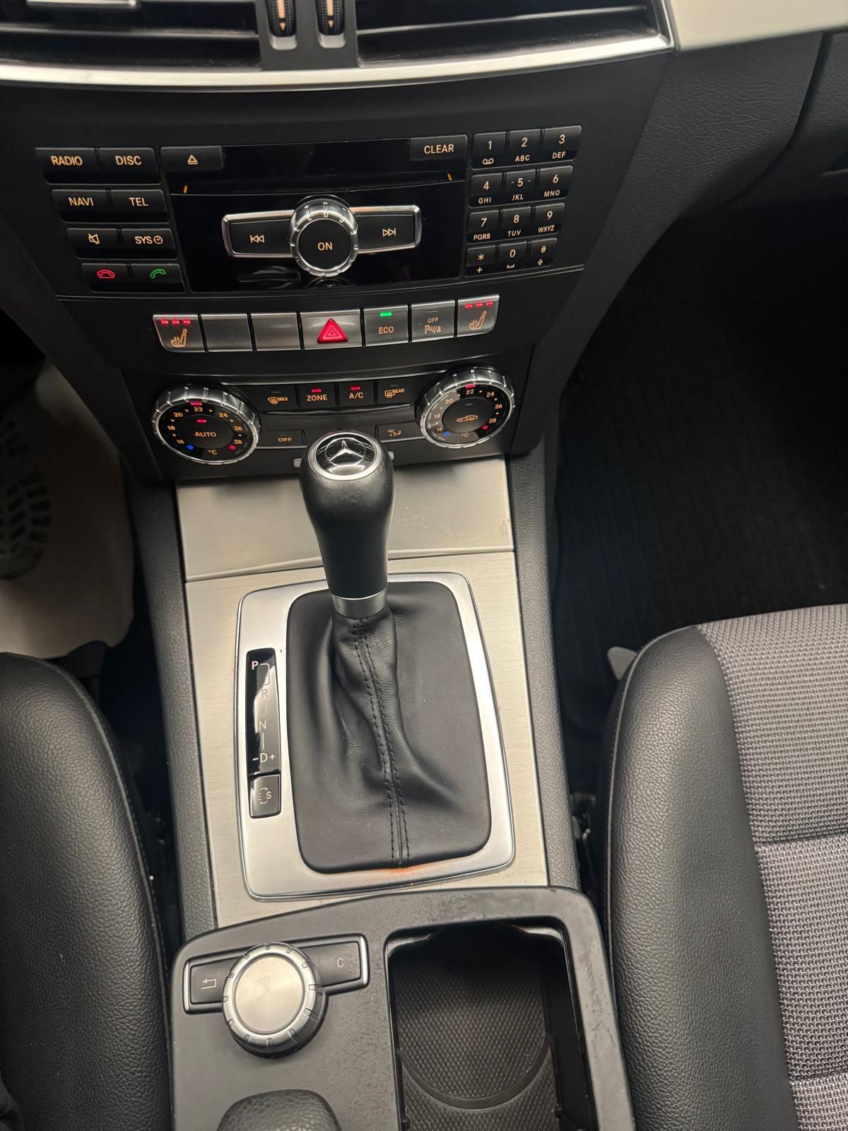 MERCEDES-BENZ C 250 CDI BlueEF Avantgarde 4m Kombi-image-18