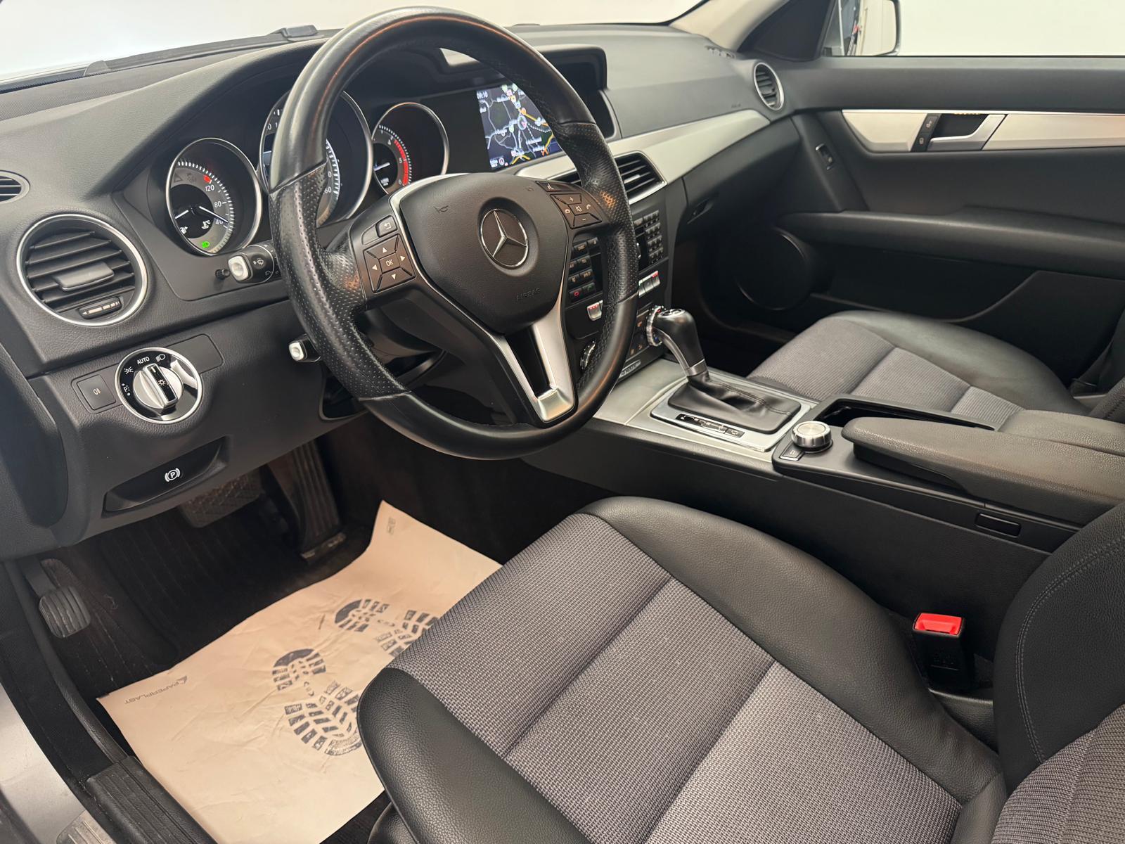 MERCEDES-BENZ C 250 CDI BlueEF Avantgarde 4m Kombi-image-9