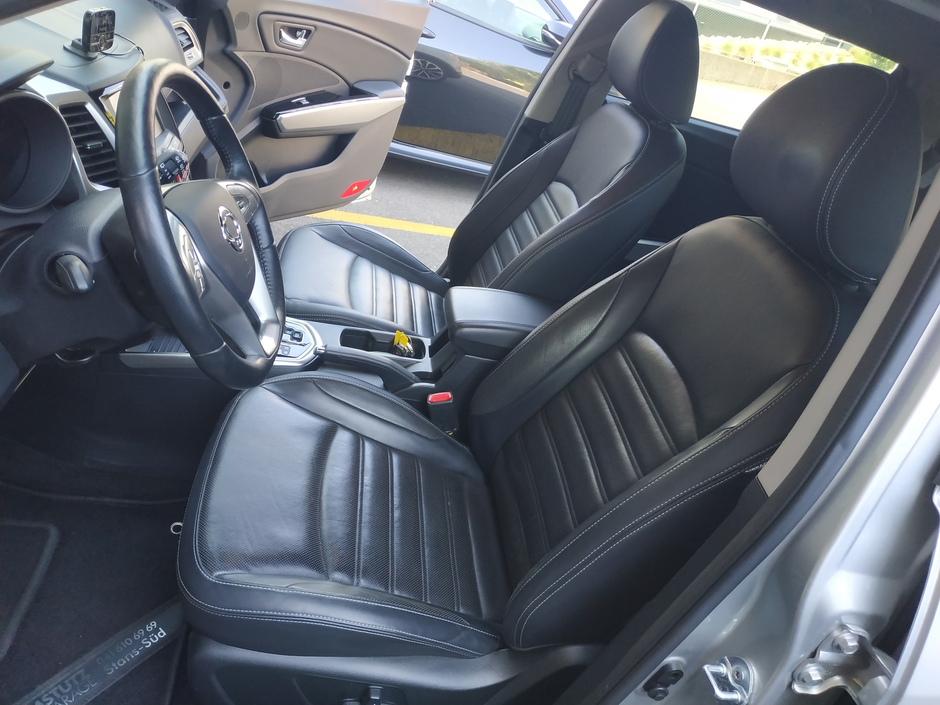 KGM-SsangYong Tivoli 1.6 eXDi Sapphire 4WD Automatic-image-11