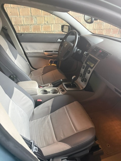 VOLVO S40 2.4I Momentum-image-3