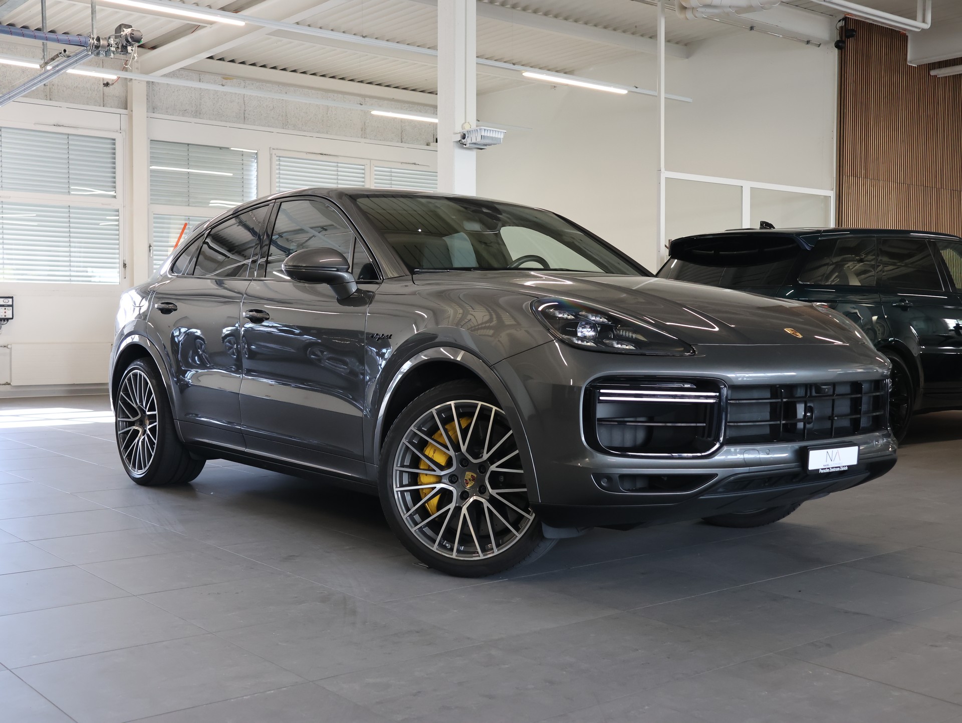 PORSCHE Cayenne Turbo Coupé S E-Hybrid *Bose* *Panoramadach* *Sitzheizung*