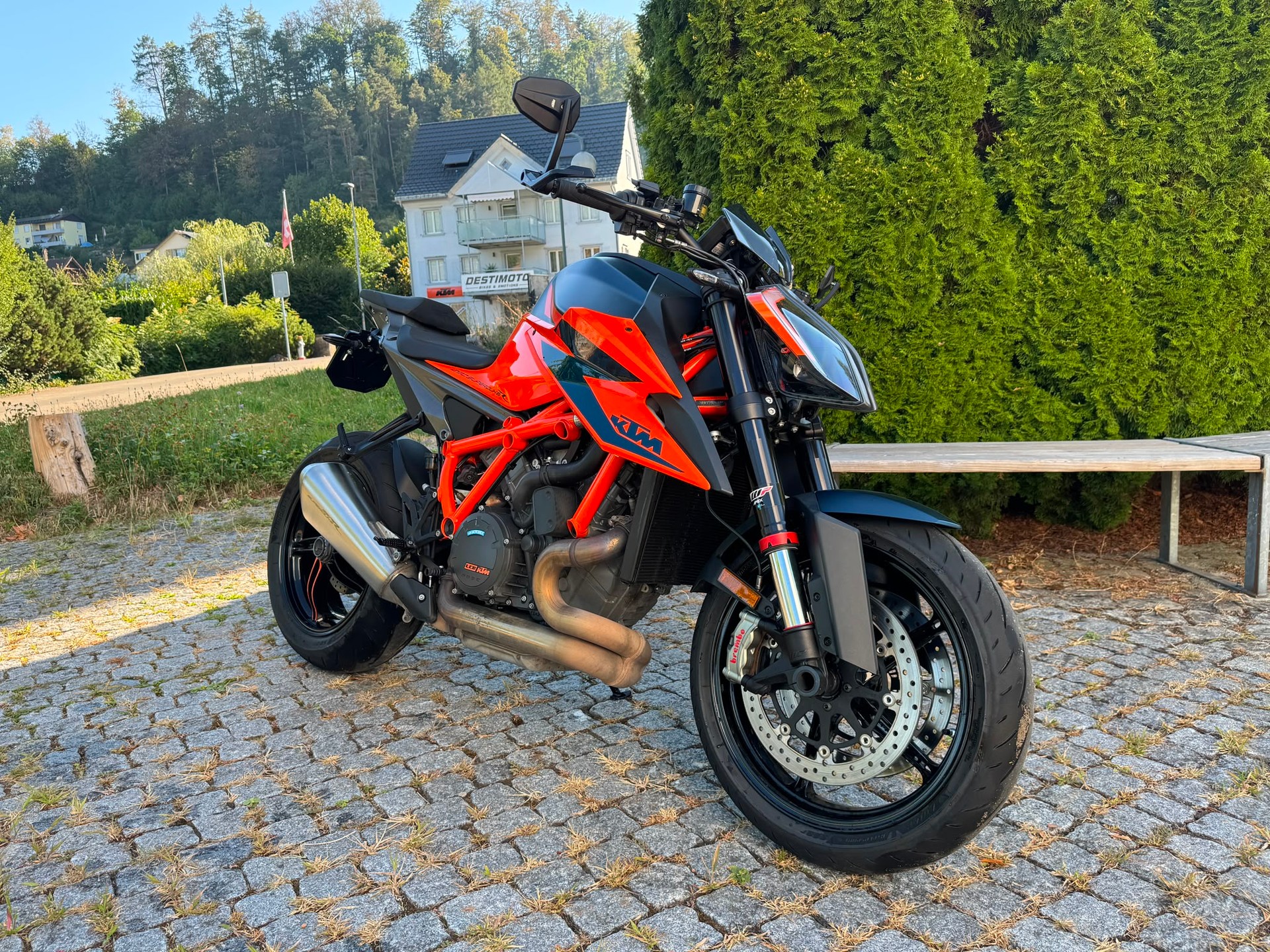 KTM 1290 Super Duke R-image-2