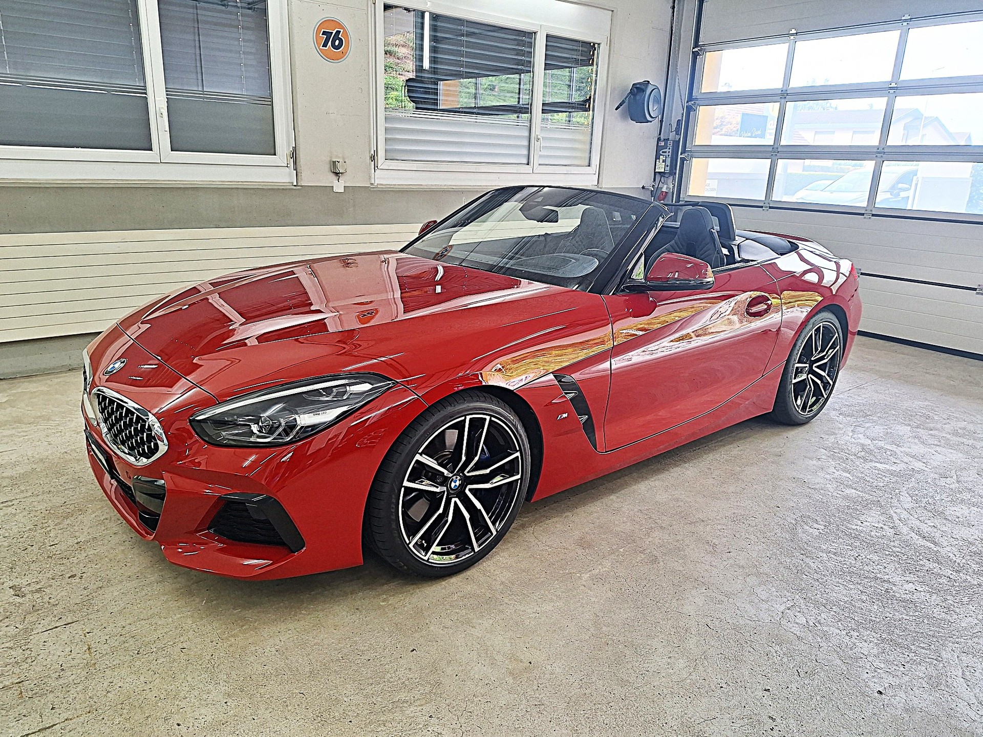 BMW Z4 sDrive 30i M Sport Steptronic⚡CH Auslieferung mit Gratisservice & Top Ausstattung⚡-showroom-element-1