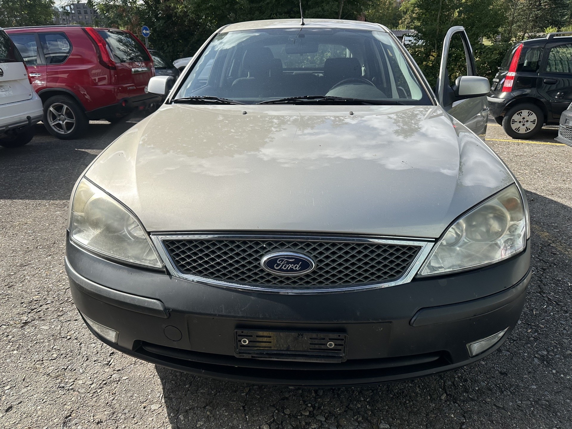 FORD Mondeo 2.0i 16V Ghia