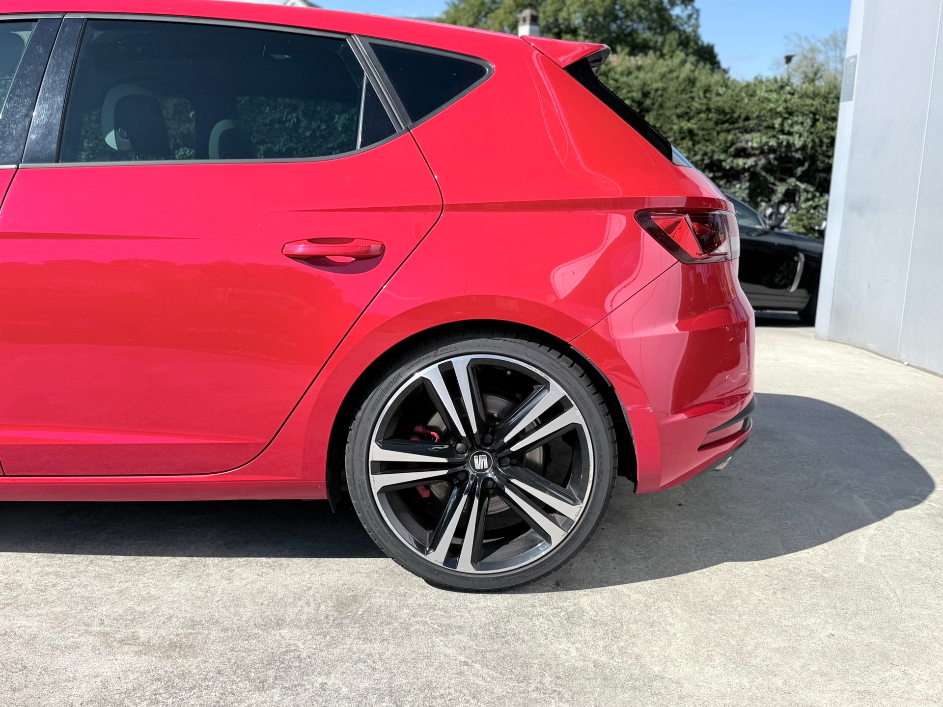 SEAT Leon 2.0 TSI Cupra 290 DSG-image-9