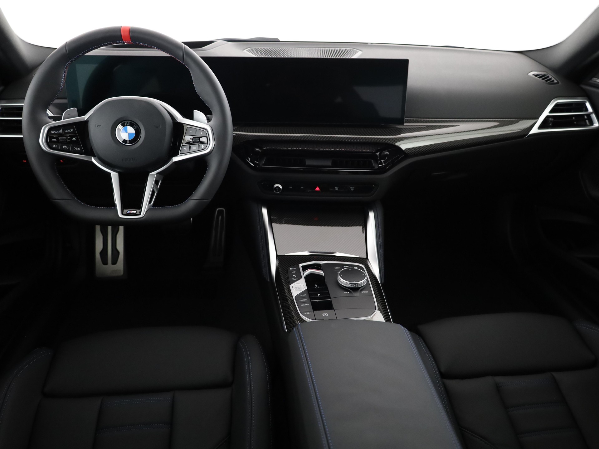 BMW M240i xDrive Coupé-image-22