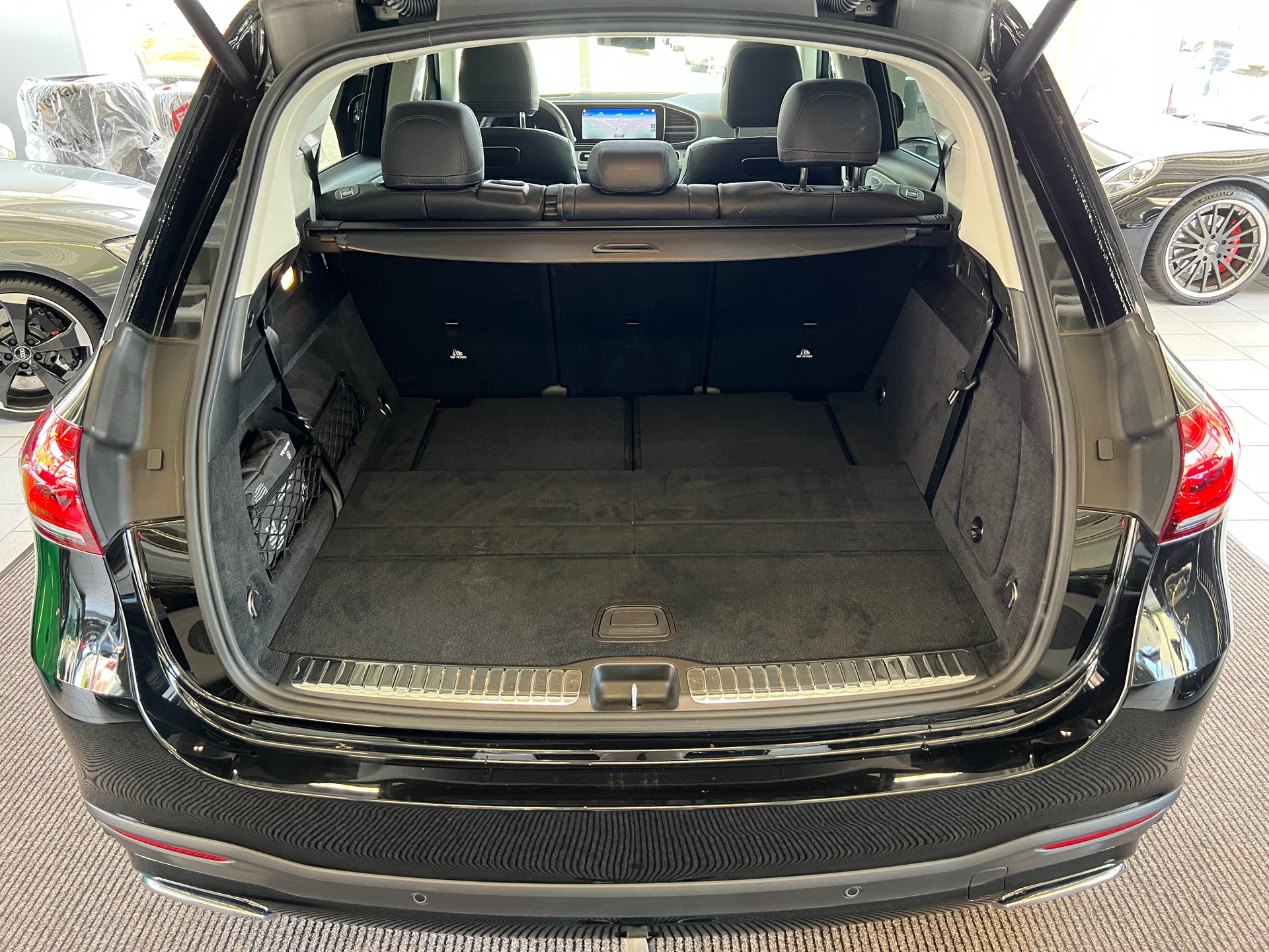 MERCEDES-BENZ GLE 450 4Matic AMG Line 9G-Tronic | CH | 7 Sitz | Airmatic | Night | Panorama | AHK |-image-20