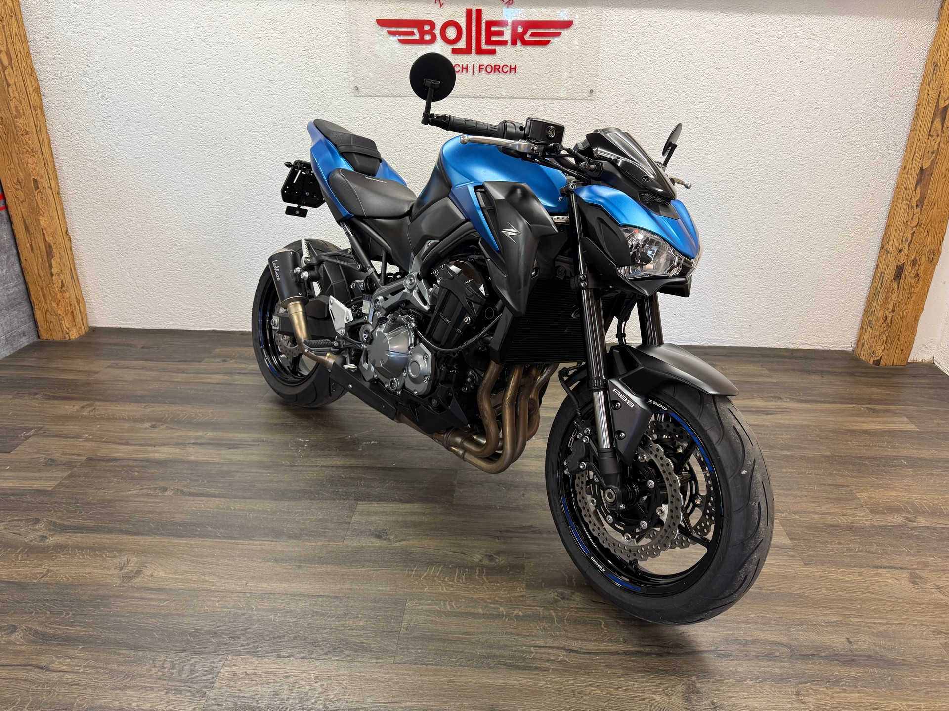 KAWASAKI Z 900-image-0