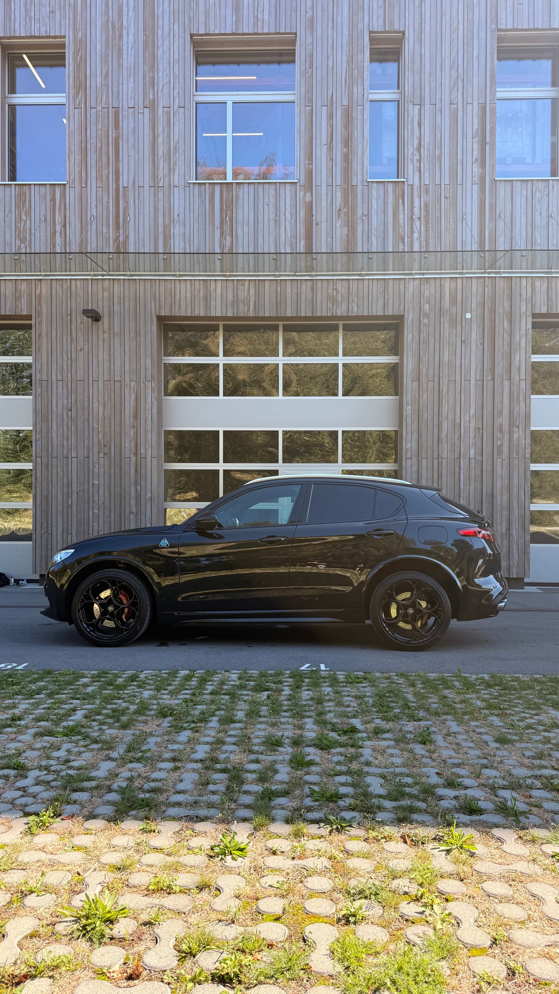 ALFA ROMEO 2.9 V6 Biturbo Q4 Quadrifoglio (Ab grossem Service)-image-1