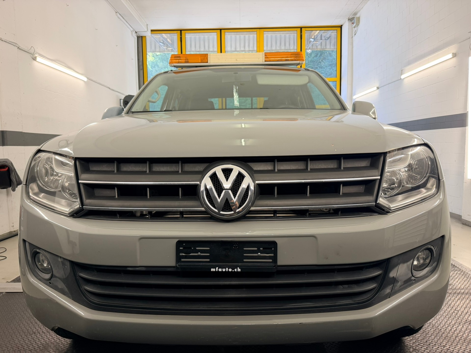 VW Amarok 2.0 BiTDI Startline 4Motion permanent A-showroom-element-1