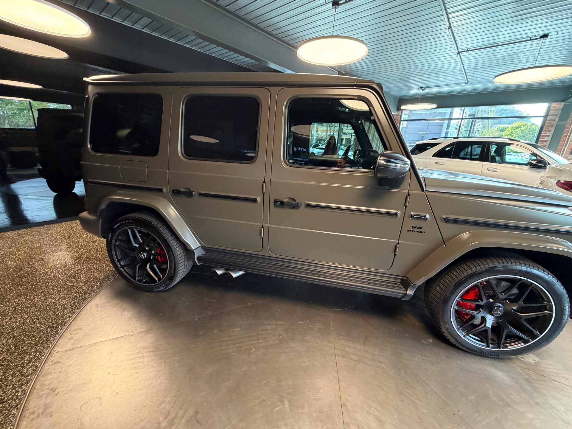 MERCEDES-BENZ G 63 AMG-image-2