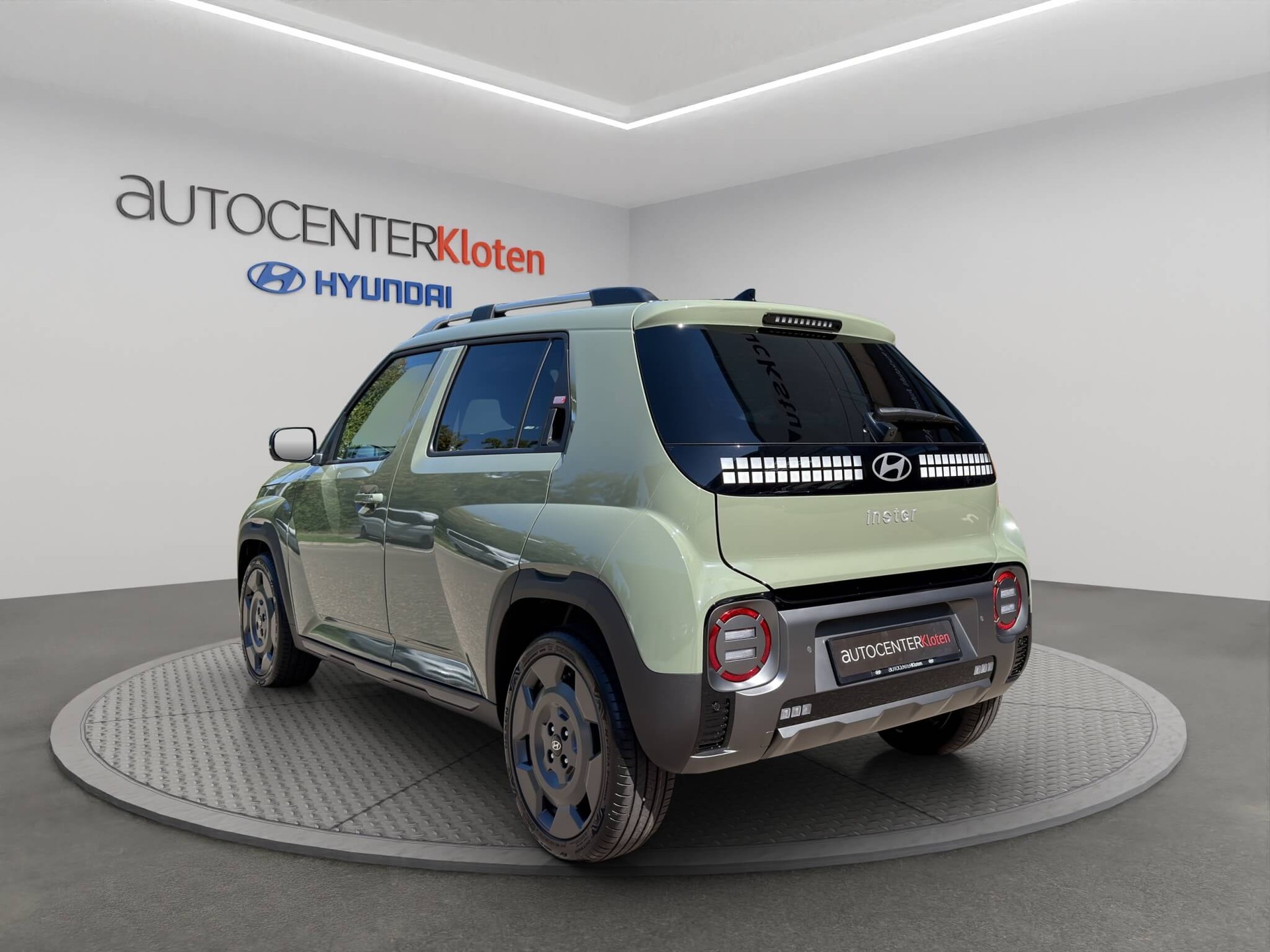 HYUNDAI Inster 49 kWh Electric Vertex Cross-showroom-element-3
