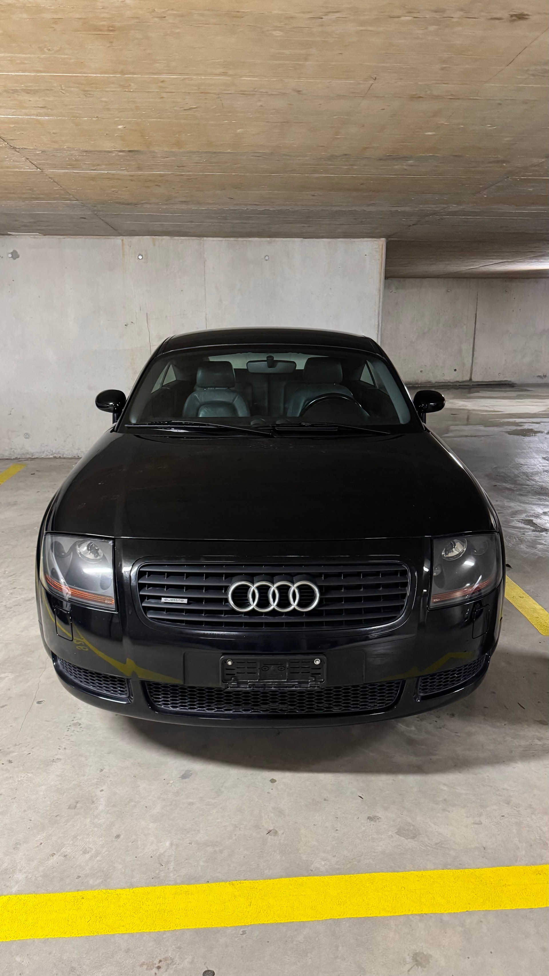 AUDI 1.8 20V Tbo 225 Lim.300 quat.