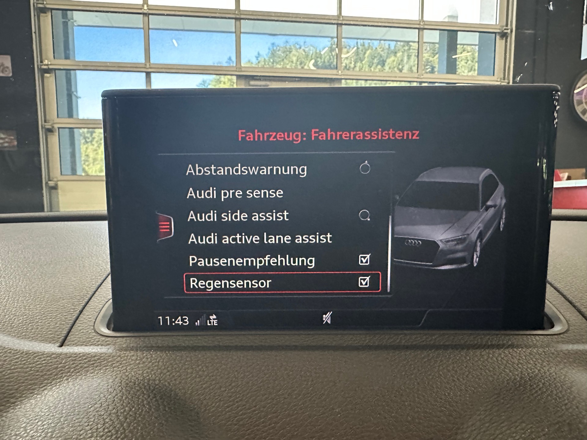 AUDI A3 Sportback 1.5 TFSI S-tronic Sport-image-16