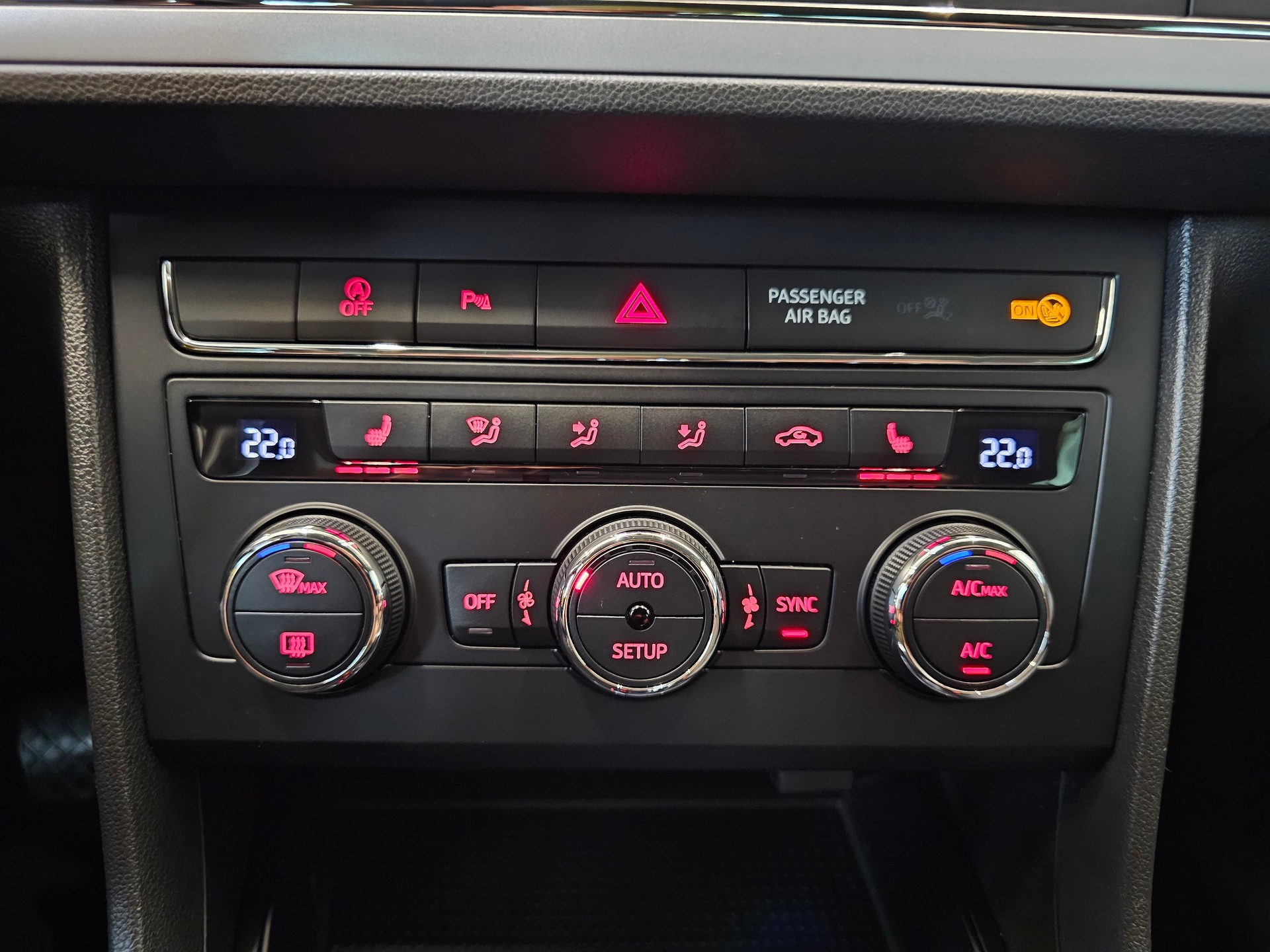 SEAT Leon 1.0 Ecomotive TSI Style DSG-image-20
